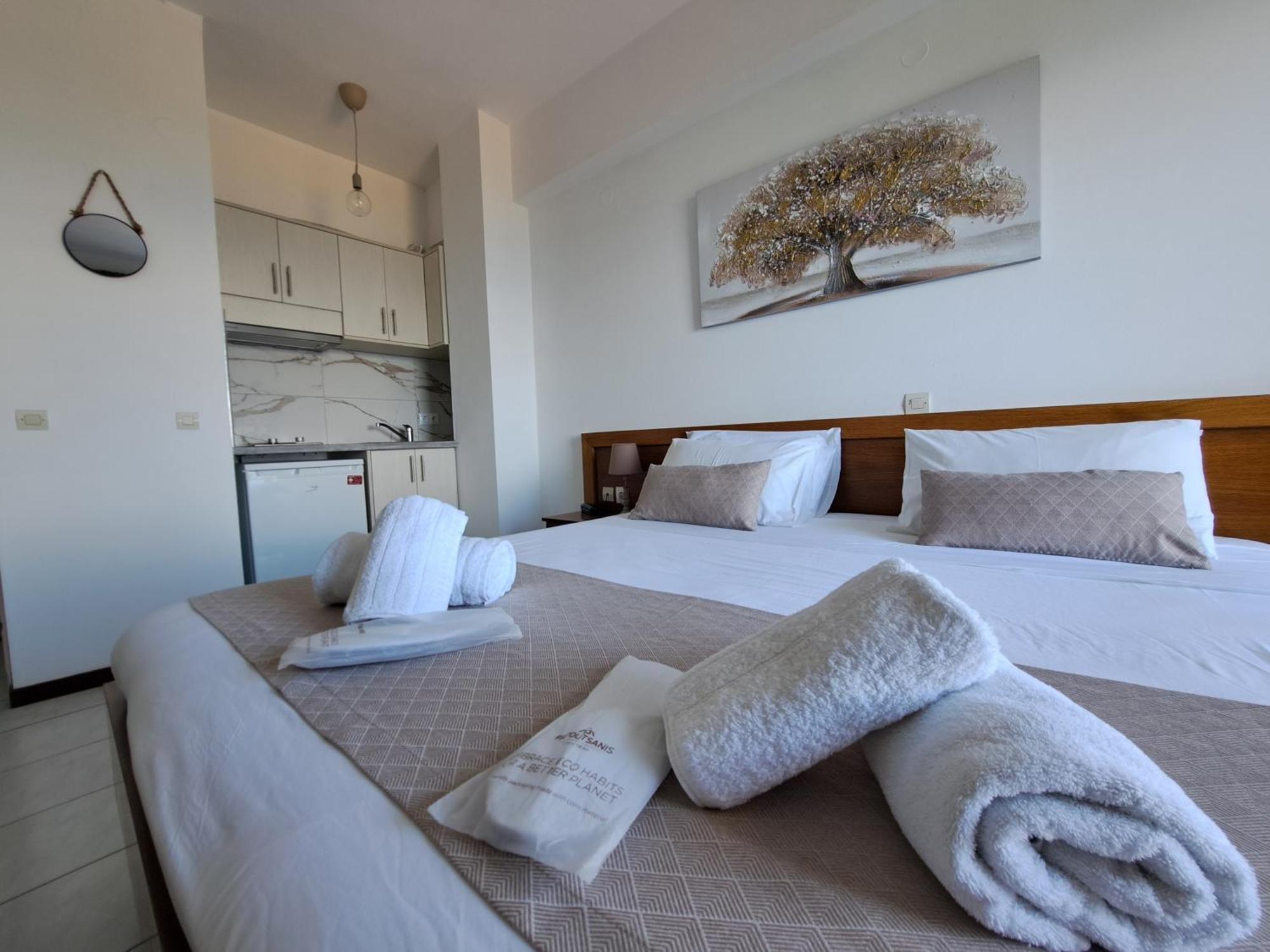 75 Steps Apartments Mesongi Luaran gambar