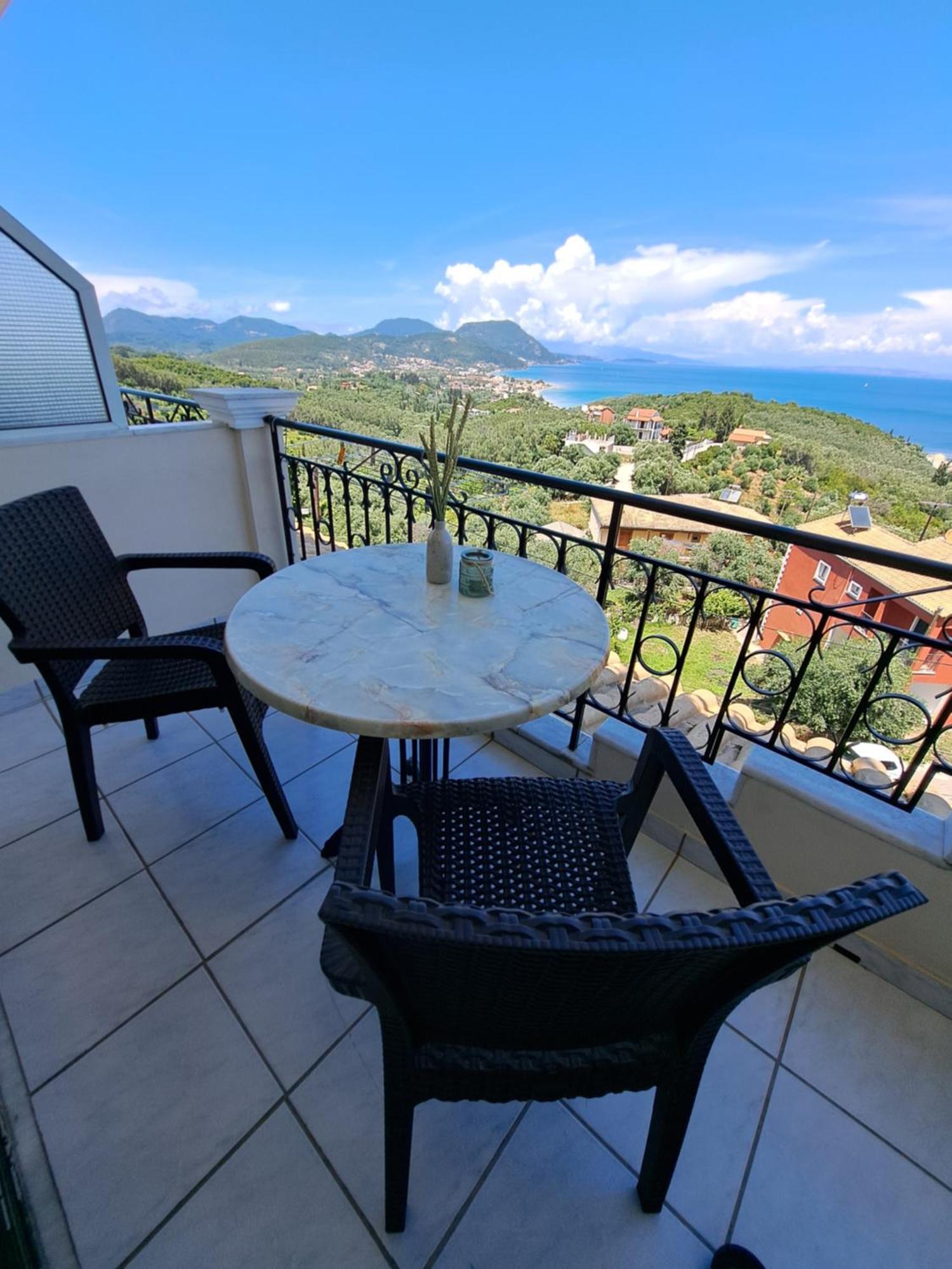 75 Steps Apartments Mesongi Luaran gambar